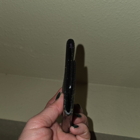Louis Vuitton Black Epi Key & Card Holder - Picture 5 of 8